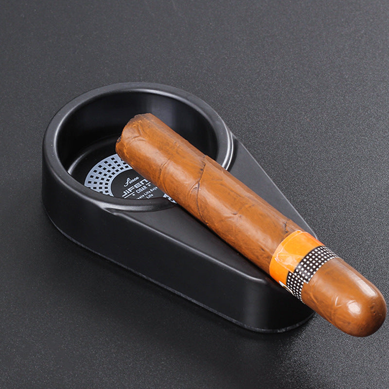 "Portable Mini Ashtray for Cigars - Stylish Home Accessory"