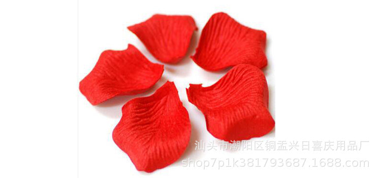100-Piece Wholesale Artificial Rose Petals for Events