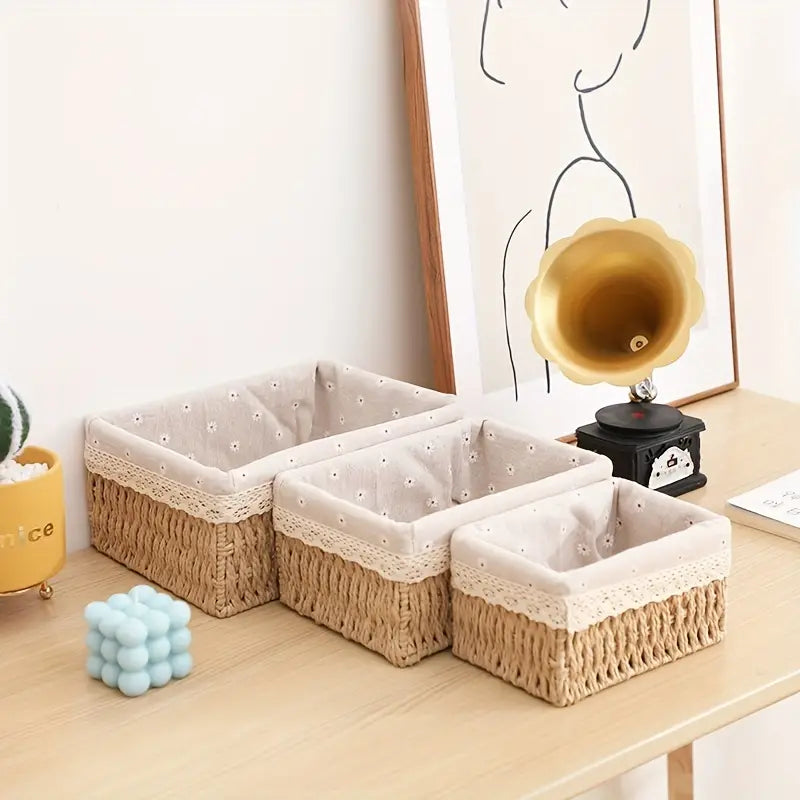 Woven Storage Baskets Set of 3 with Cloth Cover