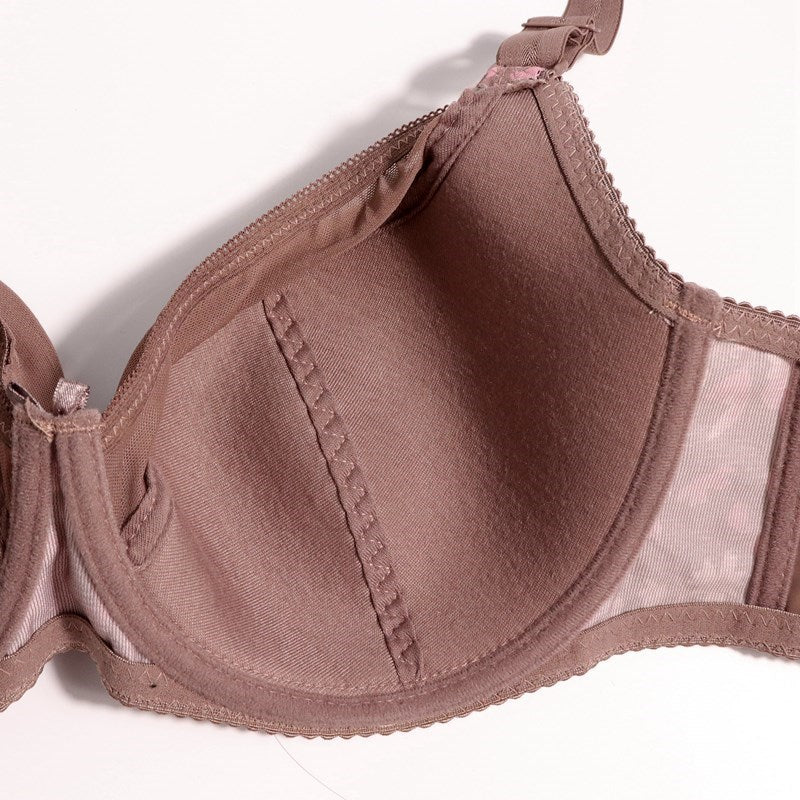 Adjustable Lace Breastfeeding Bra in Large Size