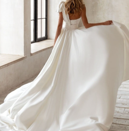 Slim Fashion White Tube Top and Sequin Skirt Set
