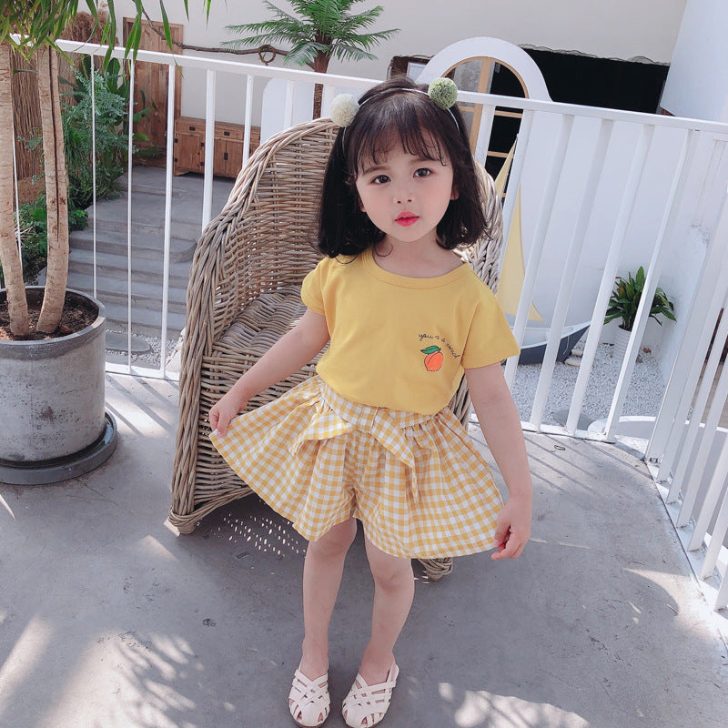 Girls' Short-Sleeve T-Shirt and Plaid Skirt Set