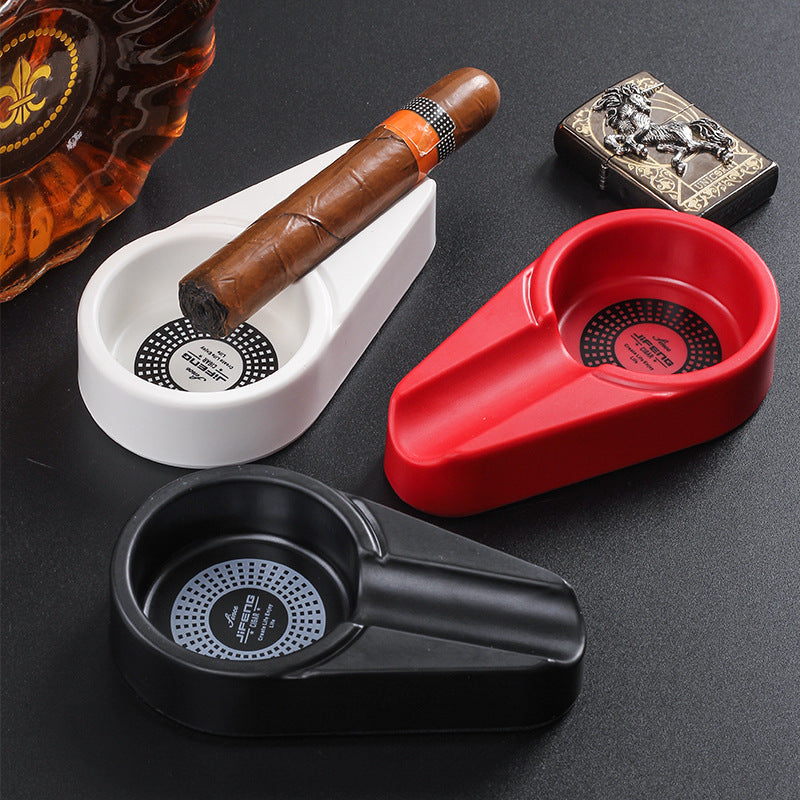 "Portable Mini Ashtray for Cigars - Stylish Home Accessory"