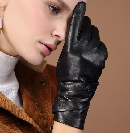 Minimalist Sheepskin Women's Gloves - Elegant Gift