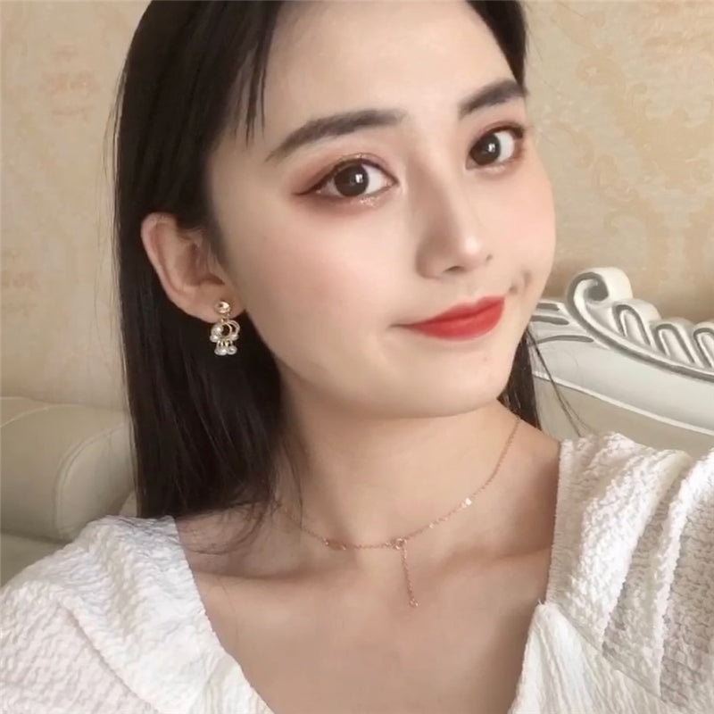S925 Silver Asymmetrical Pearl Stud Earrings for Students